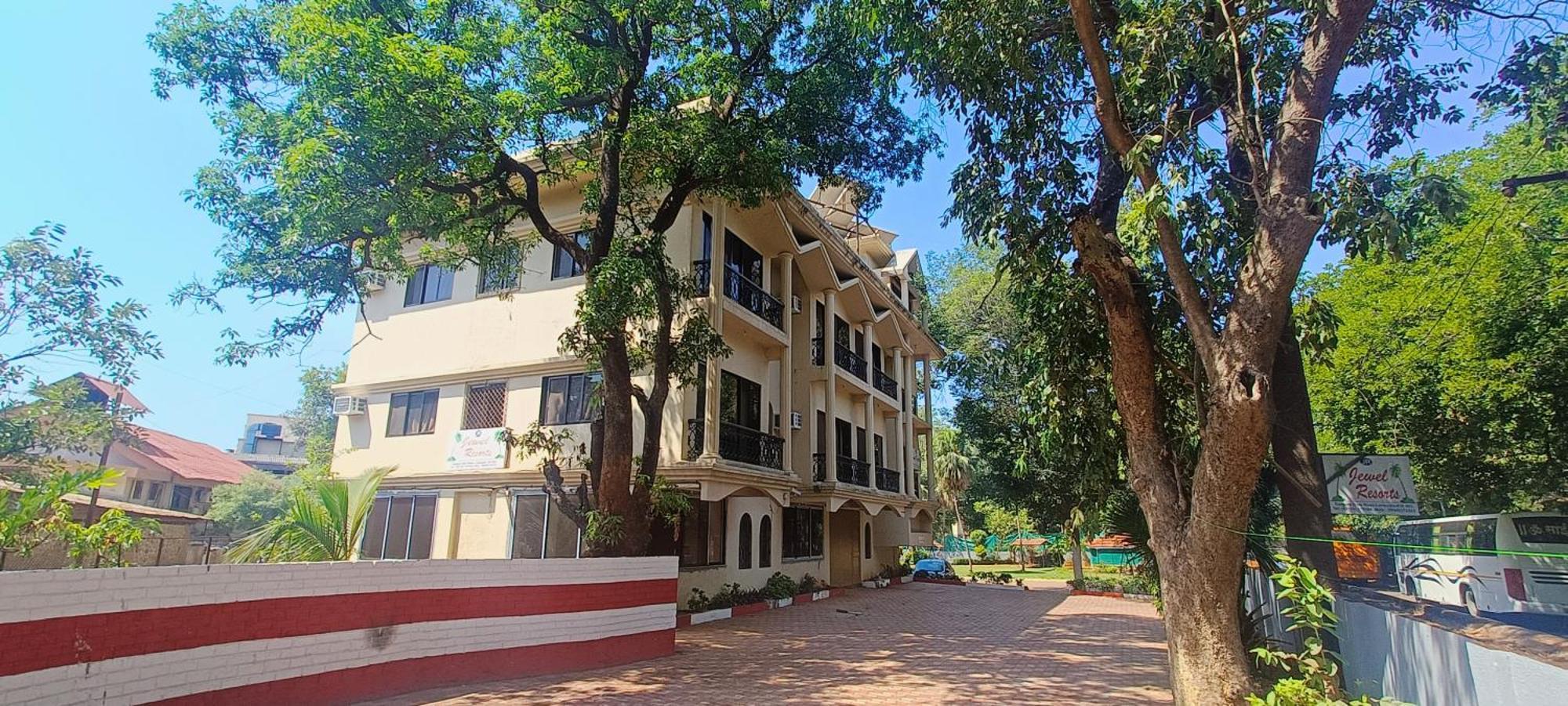 Jewel Resort Lonavala Εξωτερικό φωτογραφία